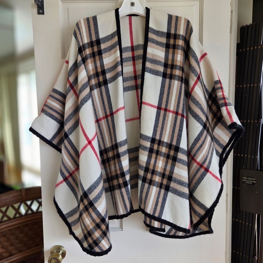 Charter Club Tan Exploded Plaid Poncho Cape One Size SOFT Brown Black Cream - Picture 7 of 14
